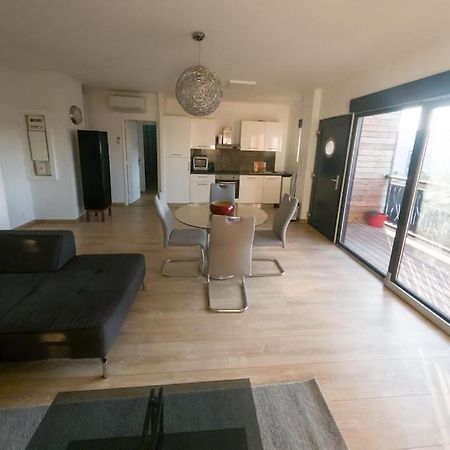 "Le Relax" - Velaux Appart Climatise - 6 Pers Avec Terrasse A 15 Min Plage Et Aeroport Dış mekan fotoğraf